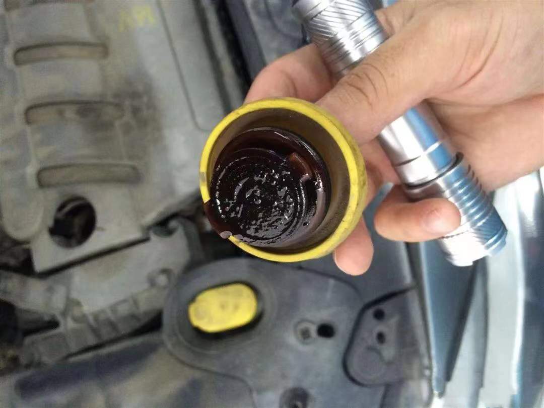 柴機油的級別選錯了，能湊活用么？
